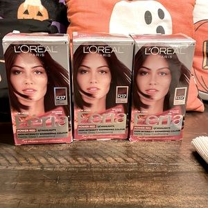 L’Oréal París hair dye